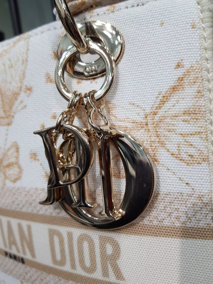 DIOR’ Medium Lady D-Lite Bag