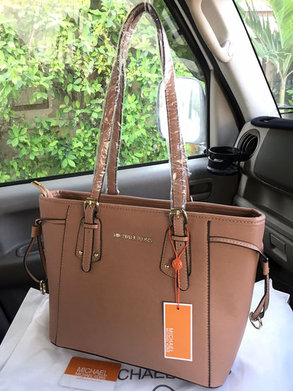 Michael Kors Jet Set Large Tote Bag