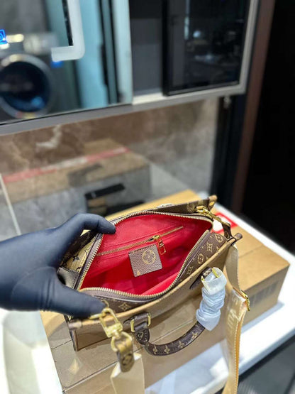 Louis Vuitton Medium On the Go