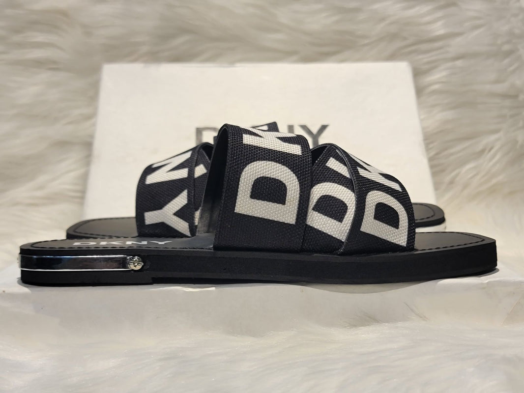 DKNY Signature Slides