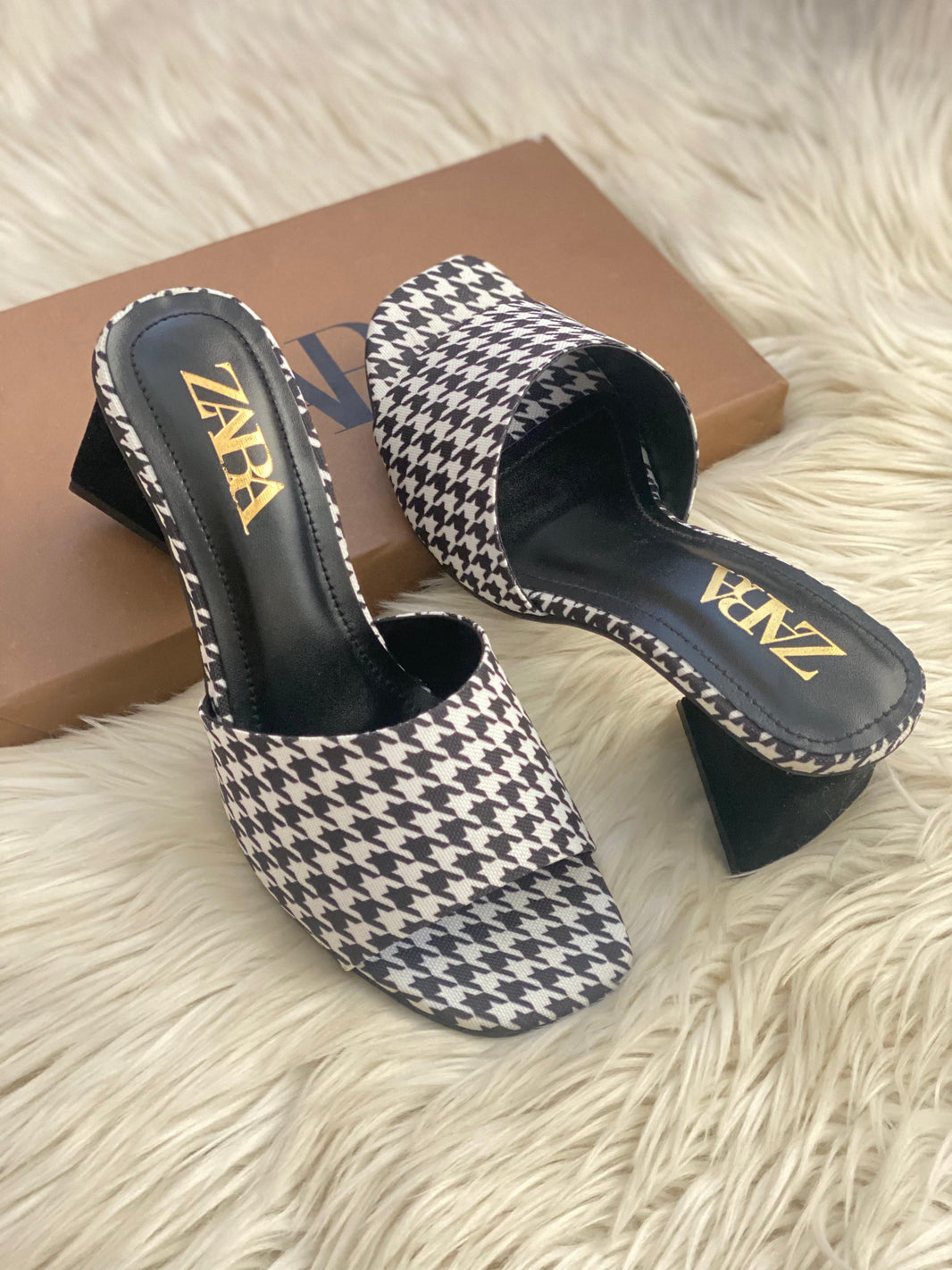 Zara Kiara Block Heel