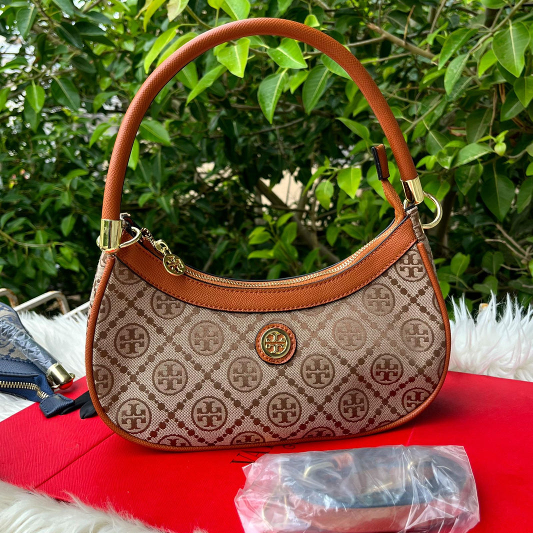 Tory Burch Cross Shoulder Wobe Bags