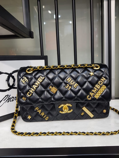 Chanel 21S Charms Medium Flap bag