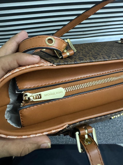 Fendi Sunshine Medium Tote