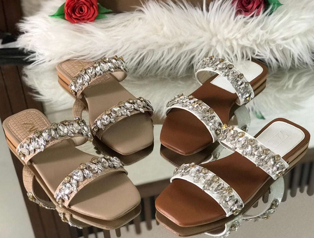 Zara Elegant Strides