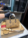 Louis Vuitton Medium On the Go