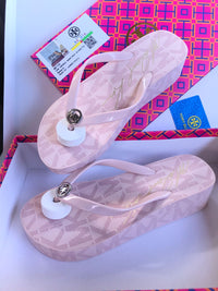 Michaeel Kors Pink Wedges
