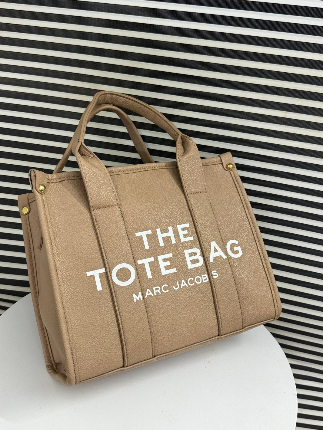 Marc Jacob Cowhide Leather Crafted Tote Solids