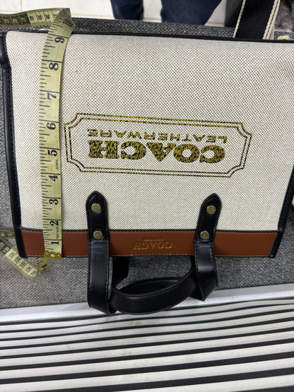 Coach Field Tote Bag w Pouch