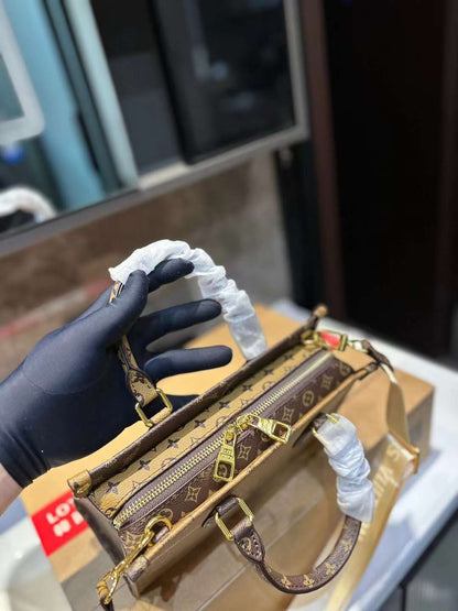 Louis Vuitton Medium On the Go