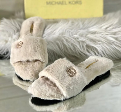 Mk Fur Slipper