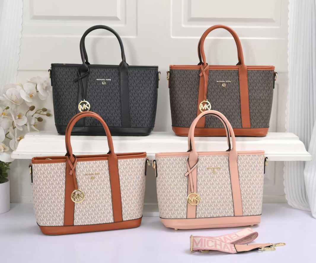 Stylish Michael Kors Bags
