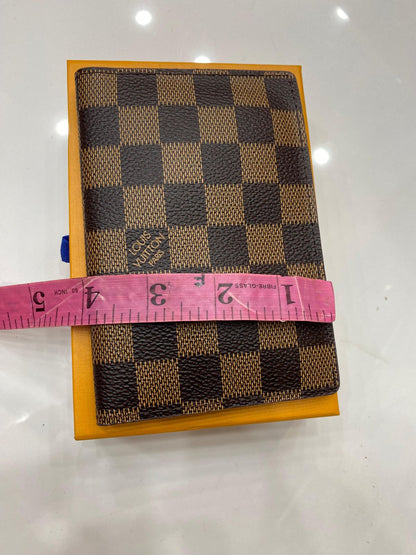 Lv Gucci