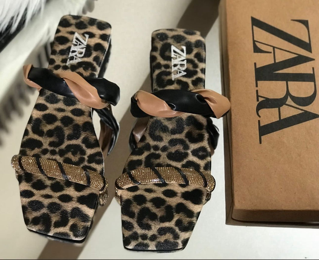 Zara Eluxe Flat Slippers