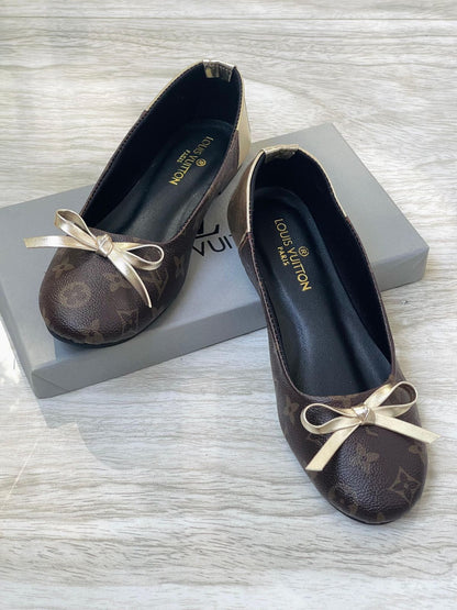 Signature On the Go Pumps