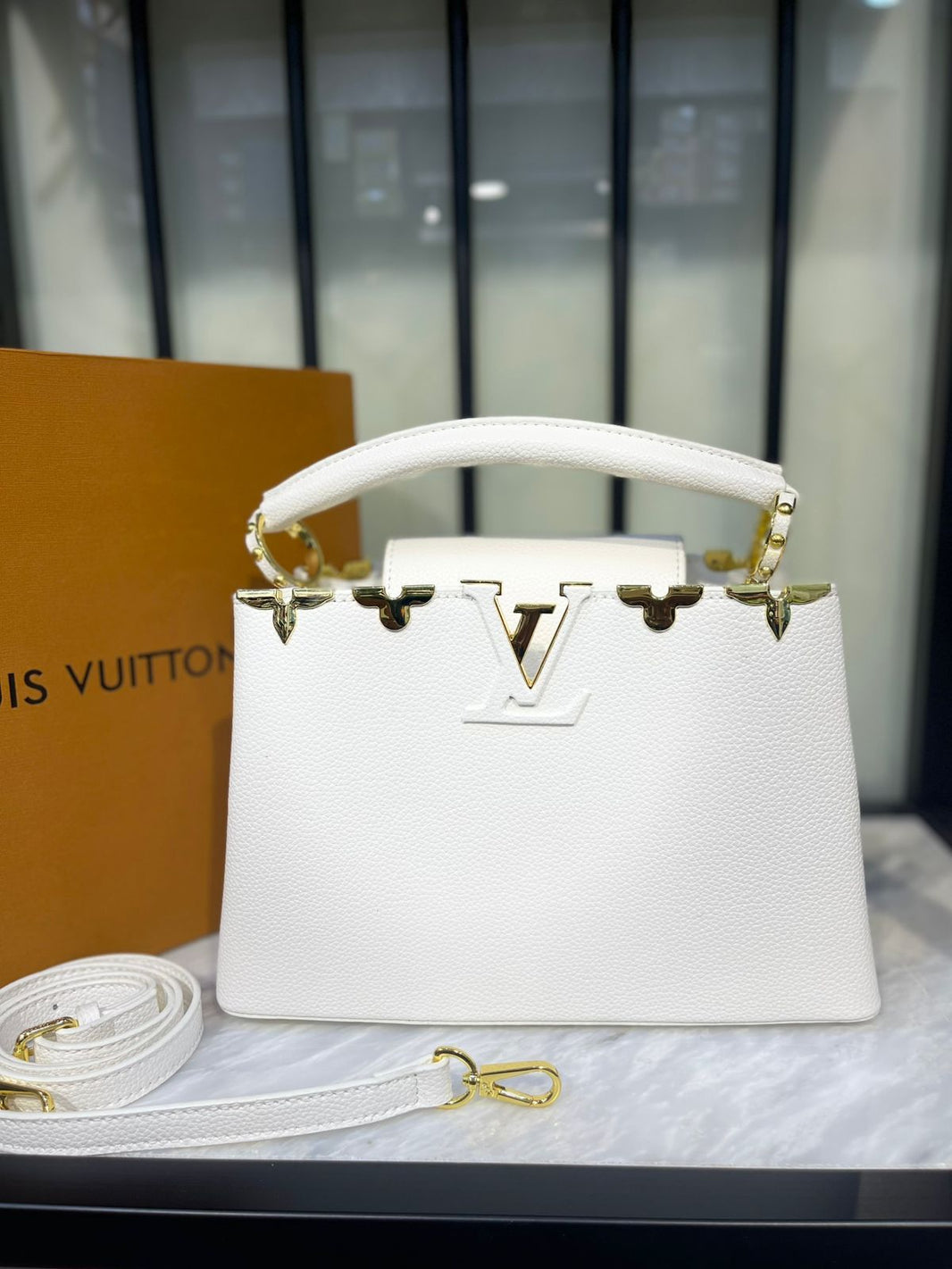 Louis Vuitton Capucines