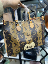 OnTheGo  Louis Vuitton