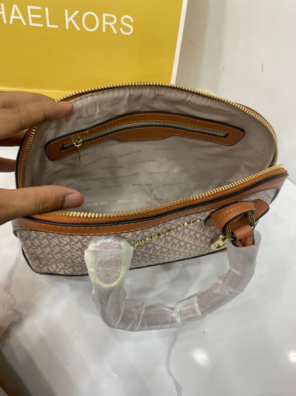 Michael Kors Alma Tote