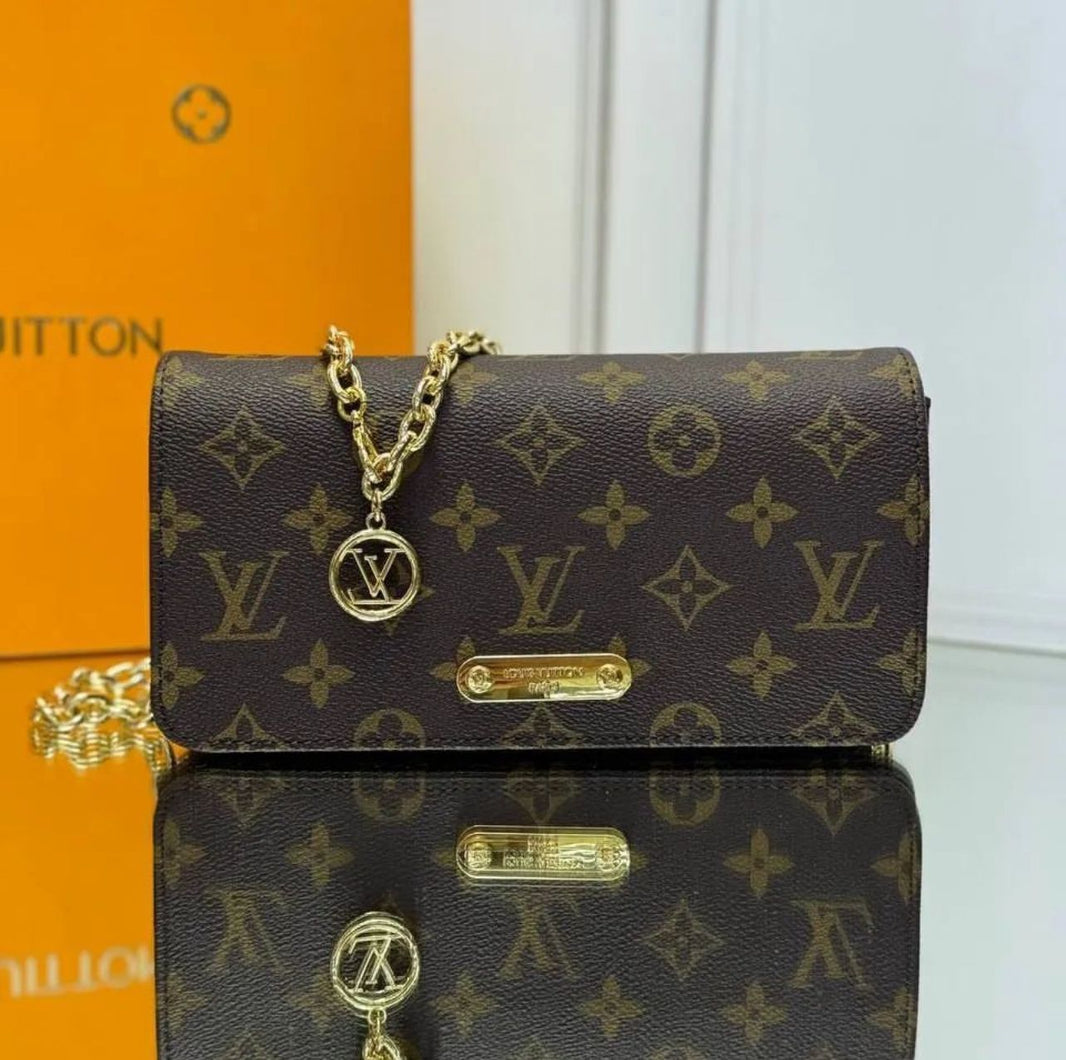 Louis vuitton Monogram Lilly Wallet On Chain