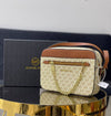 MICHAEL KORS Jet Set Crossbody Bag