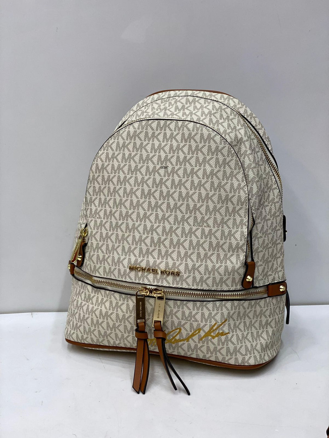 Michael Kors Jet Set Bagpack